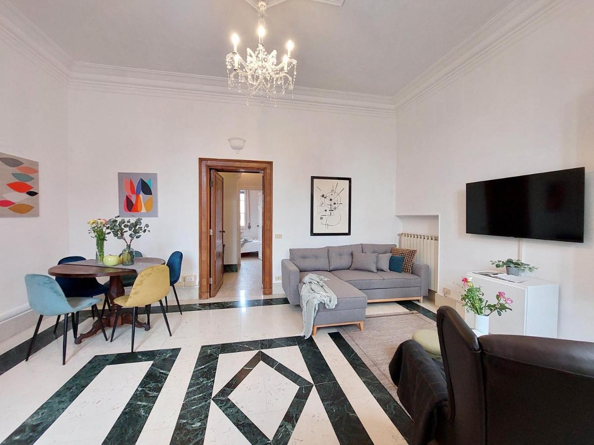 Prestigious Tagliamento Terrace Apartamento Roma